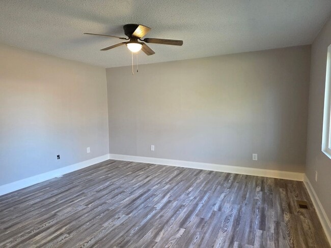 Building Photo - 6108 Ramsey Rd