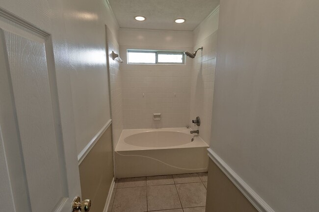 Building Photo - Prattville Rental available now!