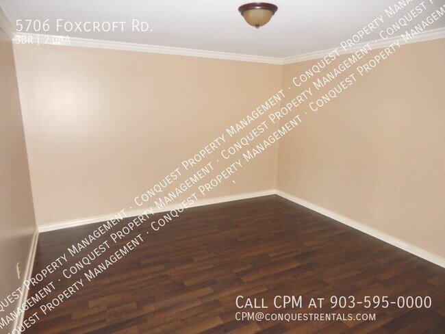 Building Photo - South Tyler! Spacious 3 Bedroom, 2 Bath To...