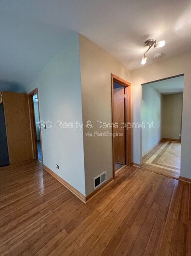 Building Photo - 2805 Breckenridge Cir