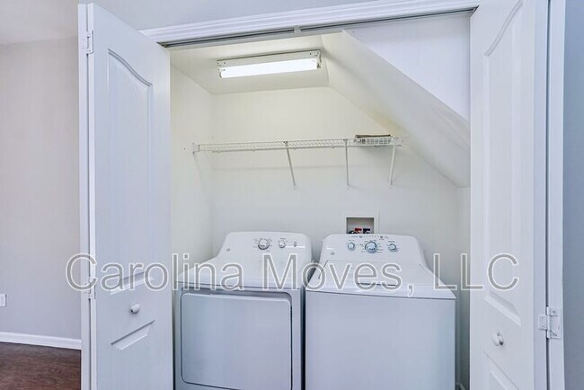 Building Photo - 314 Cumulus Ct