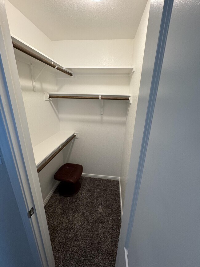 Building Photo - 8314 Stonehollow