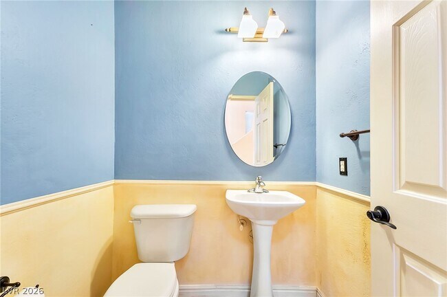 Building Photo - 64 Playa Del Coco Ct