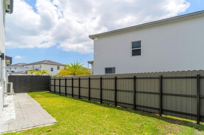 Primary Photo - 18430 SW 136th Ct