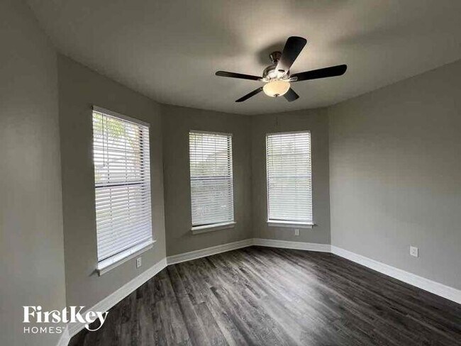 Building Photo - 2535 Marton Oak Blvd