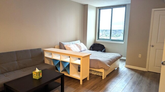 Building Photo - 851 N Glebe Rd