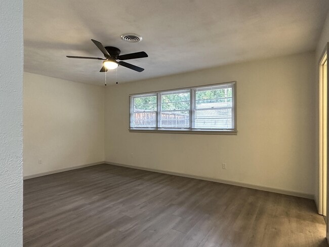 Building Photo - 3607 56th St