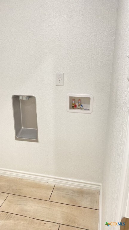 Building Photo - 546 Lost Trl