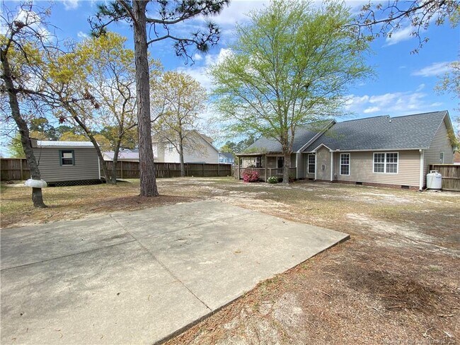 Building Photo - 89 Person Ct