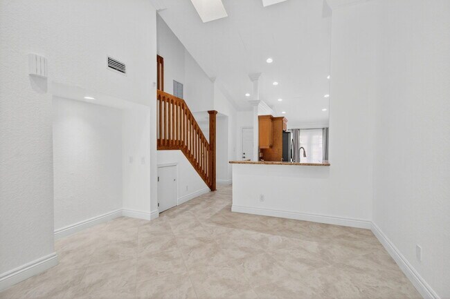 Building Photo - 3770 Blue Ridge Rd