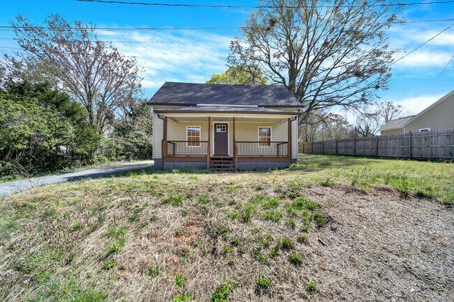 Building Photo - Beautiful Ranch Home in Mooresville!