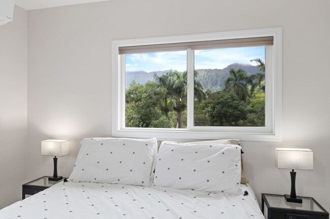 Building Photo - 930 Maunawili Cir