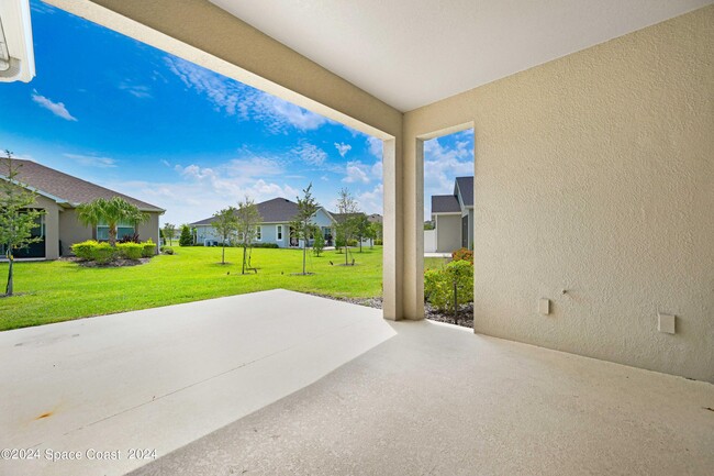 Building Photo - 8483 Loren Cove Dr