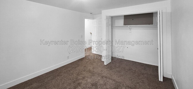 Building Photo - 7055 W Ustick Rd
