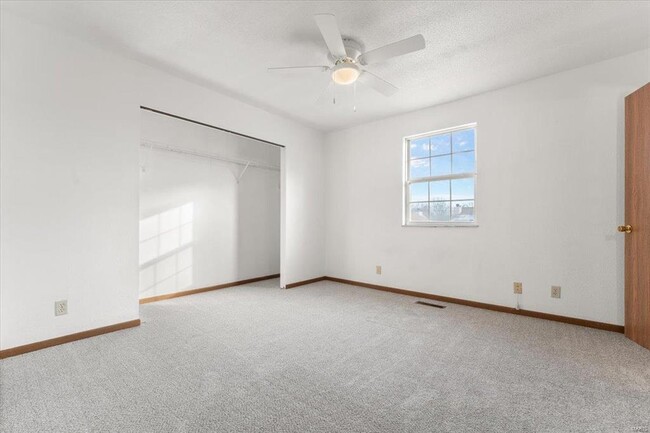 Building Photo - 134 Clinton Hill Dr