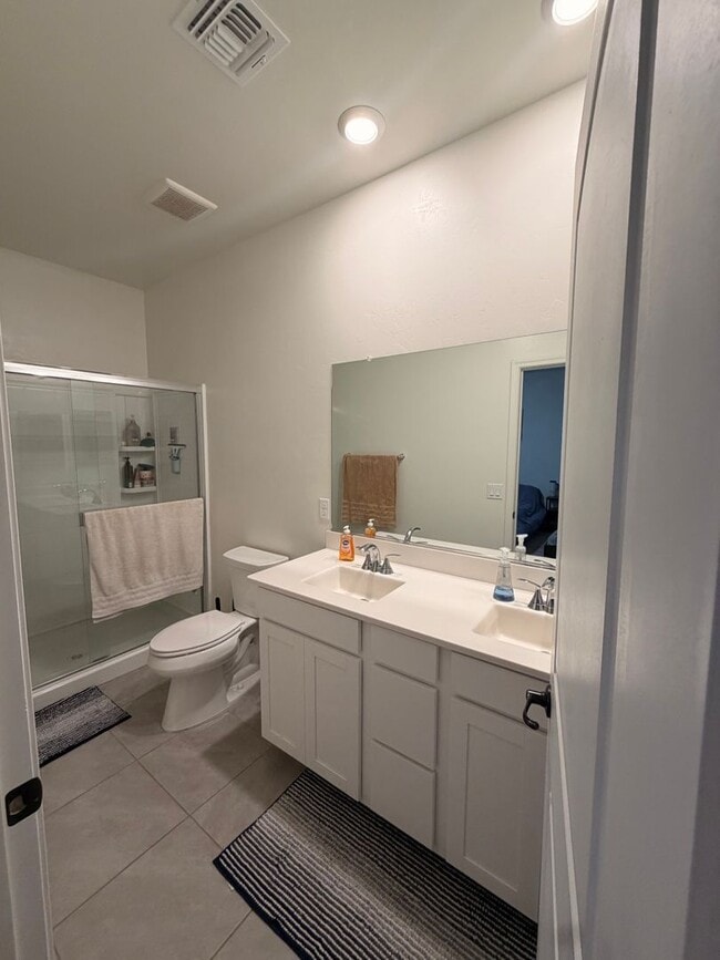 Building Photo - 9020 E Pantano Bluff Dr