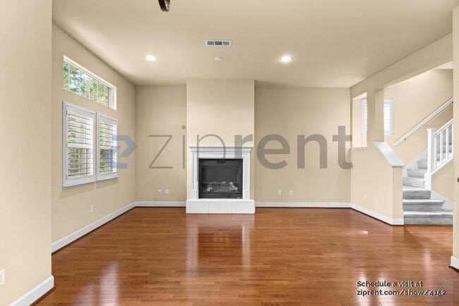 Building Photo - 457 Norwood Cir