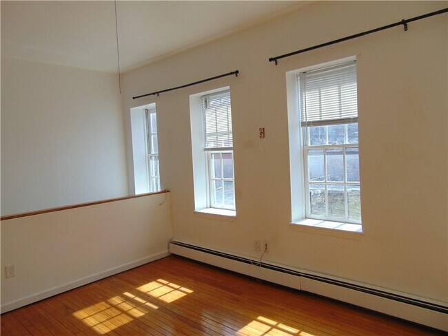 Building Photo - 175 Union St
