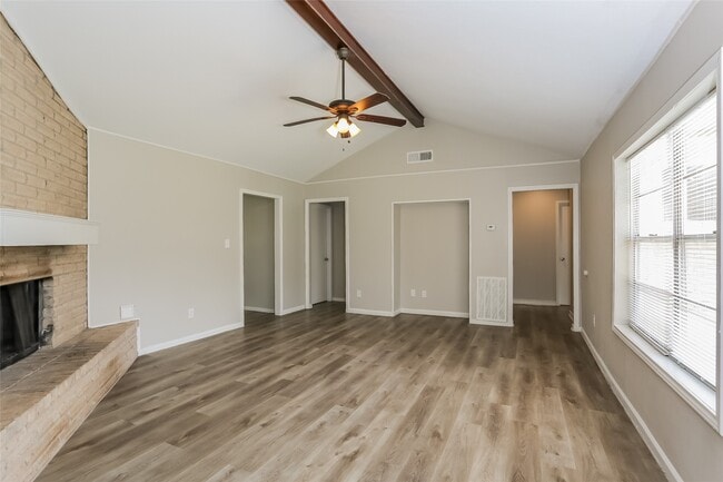 Building Photo - 10402 Sagetree Dr