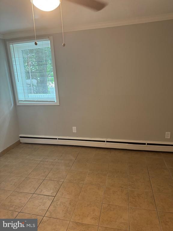 Building Photo - 4253 Brooks St NE