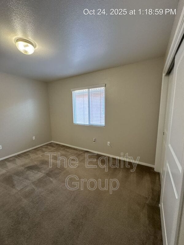 Building Photo - 2918 N Terrace St