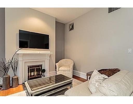Building Photo - 356 Marlborough St