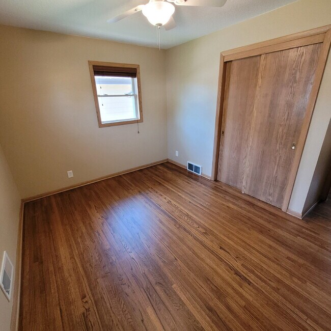 Building Photo - "Charming 3-Bed Home with Finished Basemen...