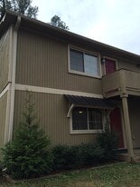 Building Photo - 1443 Fernwood Glendale Rd