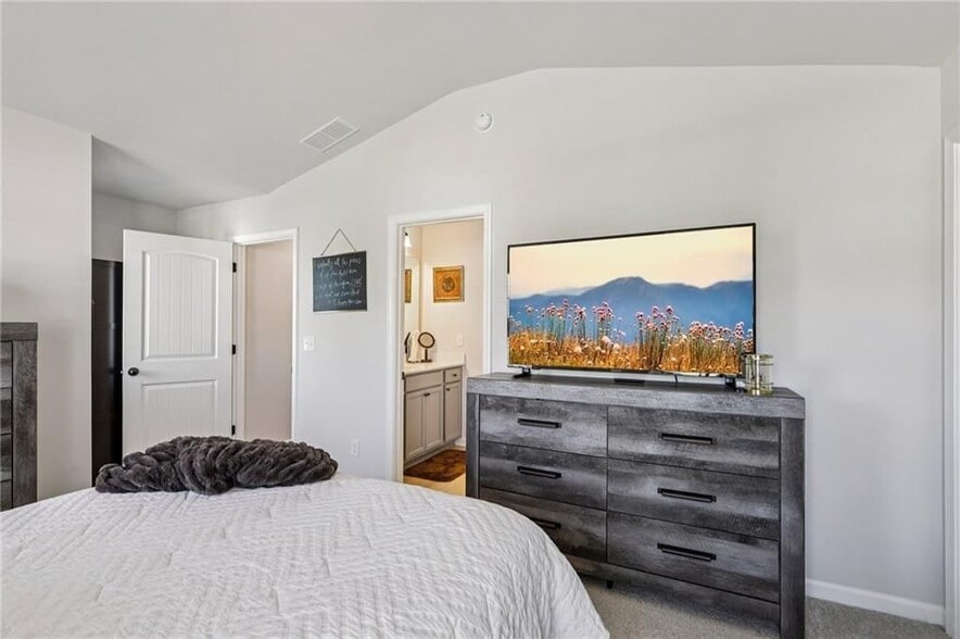 Building Photo - 4774 Sultana Way