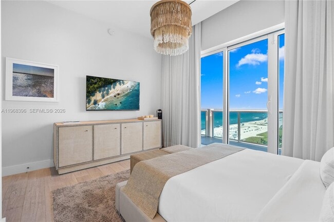 Building Photo - 102 24th St