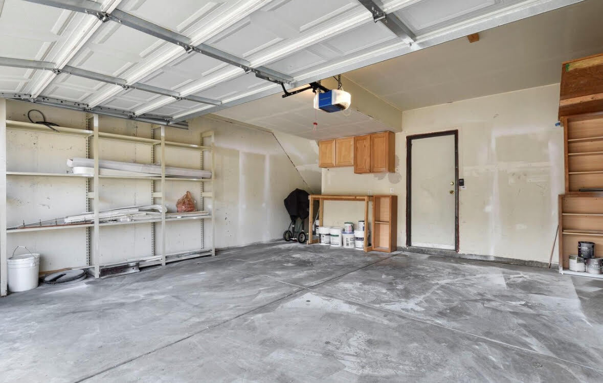 Building Photo - 19213 E Idaho Dr
