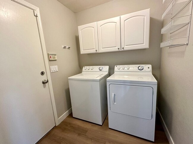 Building Photo - 4781 W Harrison St