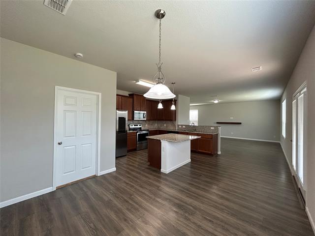 Building Photo - 6225 Jackstaff Dr