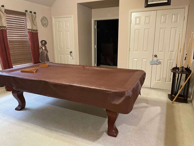 Building Photo - 9312 Warm Springs Cir