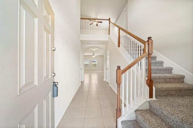 Building Photo - 2407 Lacyberry St