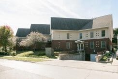Primary Photo - 220 River Street