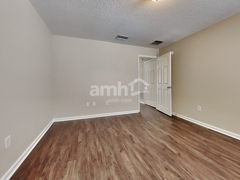 Building Photo - 2730 Wood Stork Trail