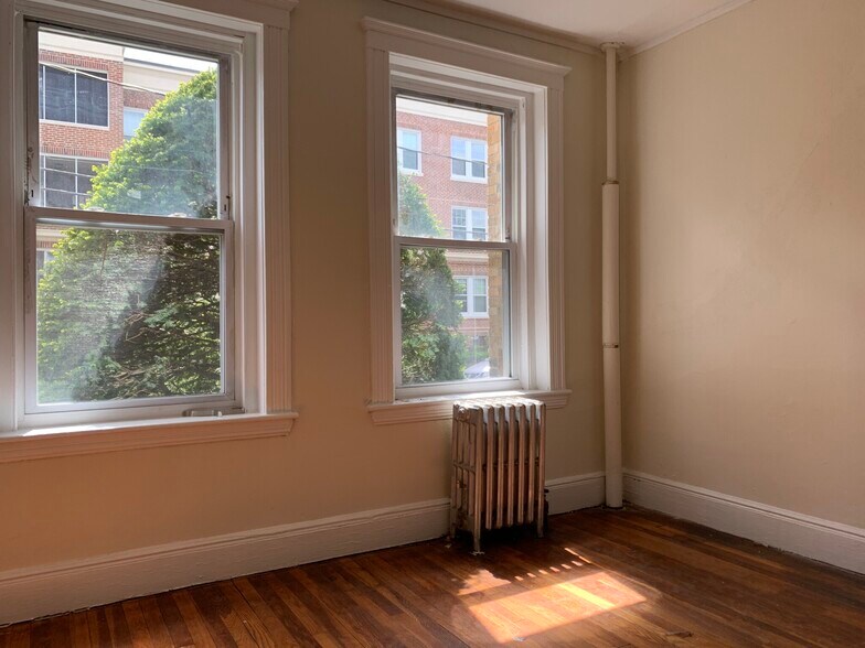 Building Photo - 4 Vinal St