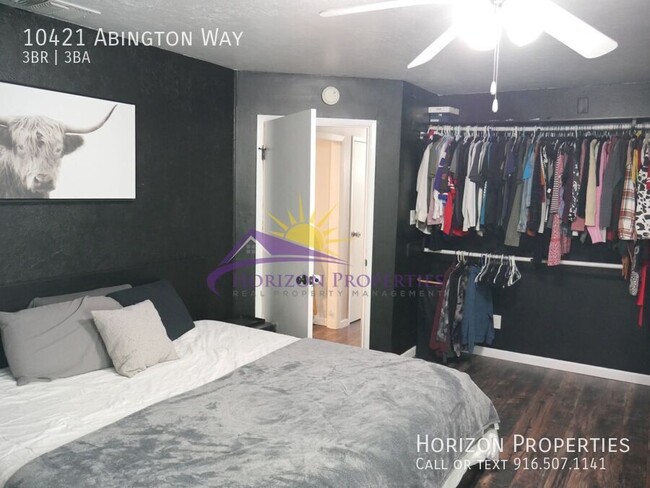 Building Photo - 10421 Abington Way