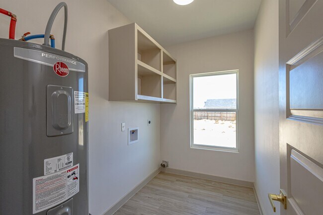 Building Photo - 5704 Kylee Dr