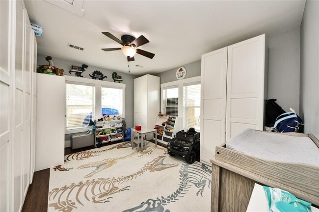 Building Photo - 311 Cosmos St
