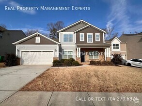 Building Photo - Spacious 5BR/3BA Home located in Charlotte!