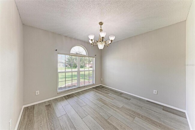Building Photo - 11855 Dunster Ln
