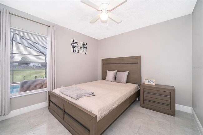 Building Photo - 207 Langham Dr