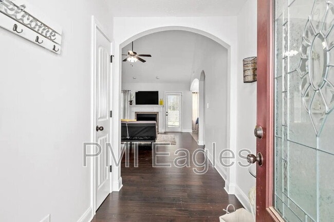 Building Photo - 243 Azalea Dr