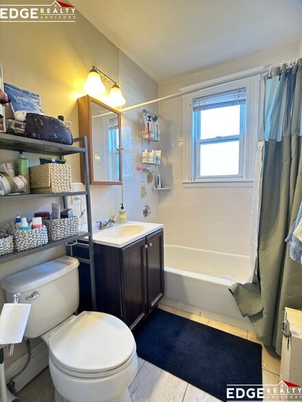 Building Photo - 58 Atkins St