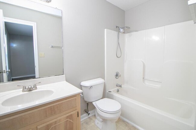 Building Photo - 2009 Timberline Cir