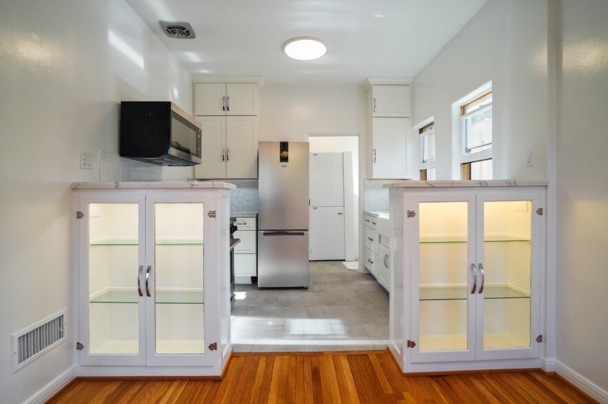 Restored kitchen w/ new appliances - 1557 S Genesee Ave