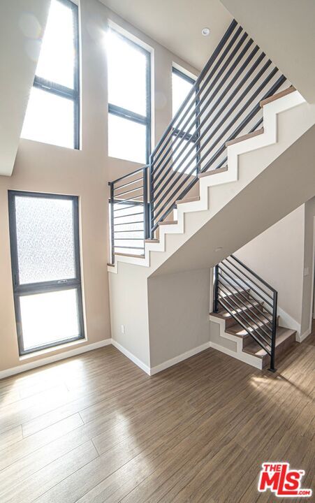 Building Photo - 9900 Laurel Canyon Blvd