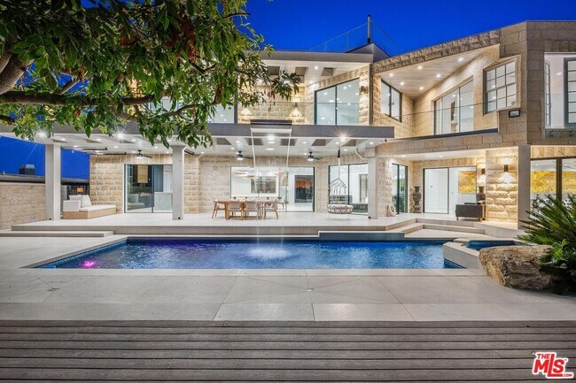 Building Photo - 3911 Cody Rd